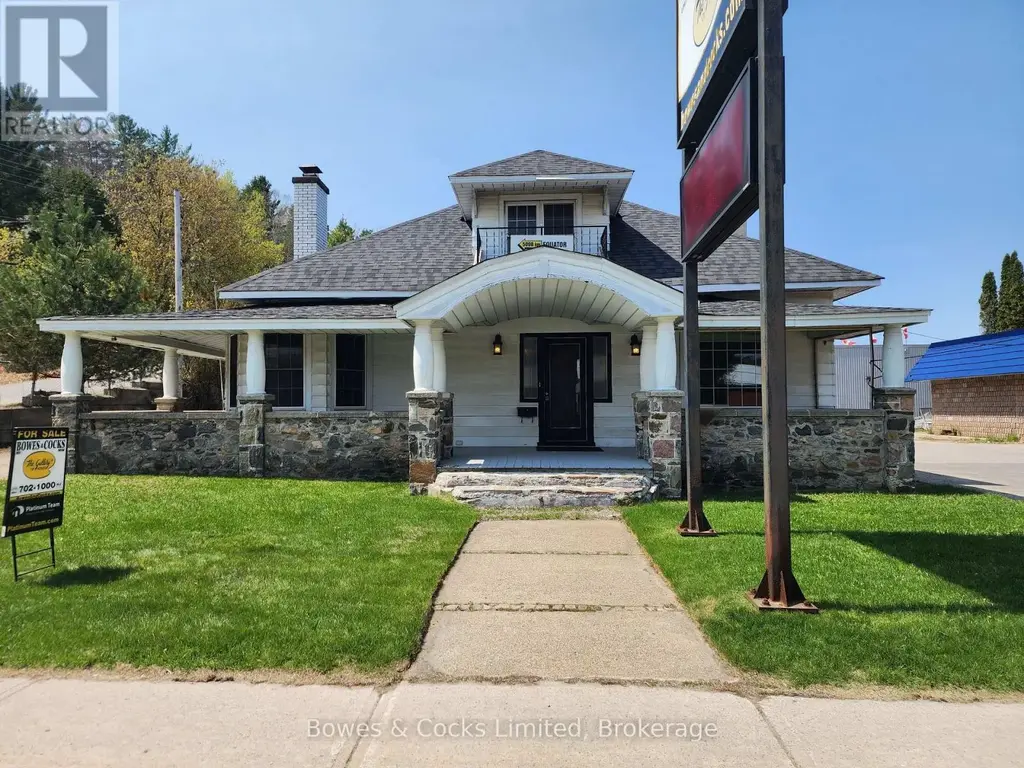 124 Maple Avenue, Dysart et al (Dysart)